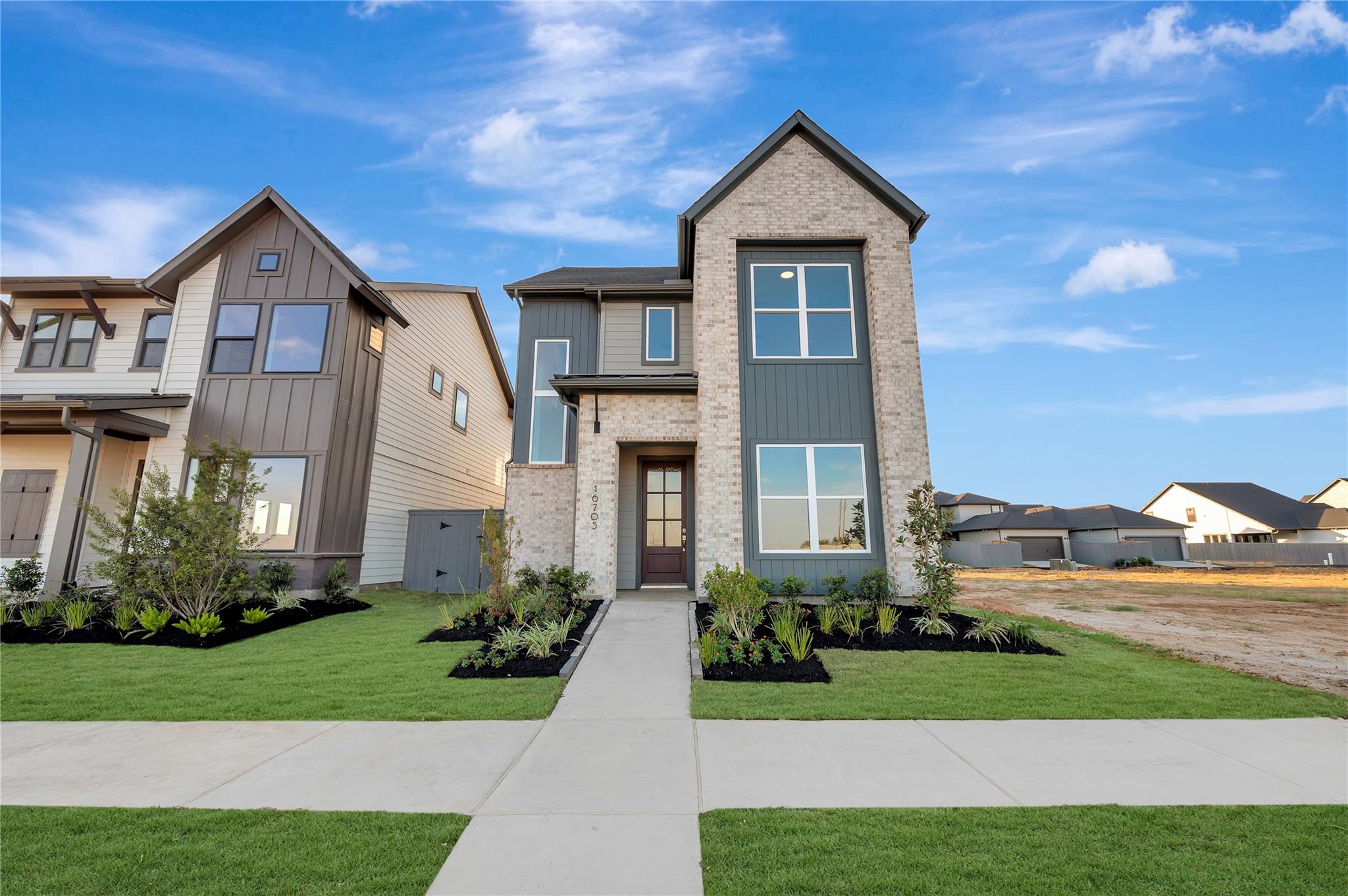 16705 Vibrant Lea Lane