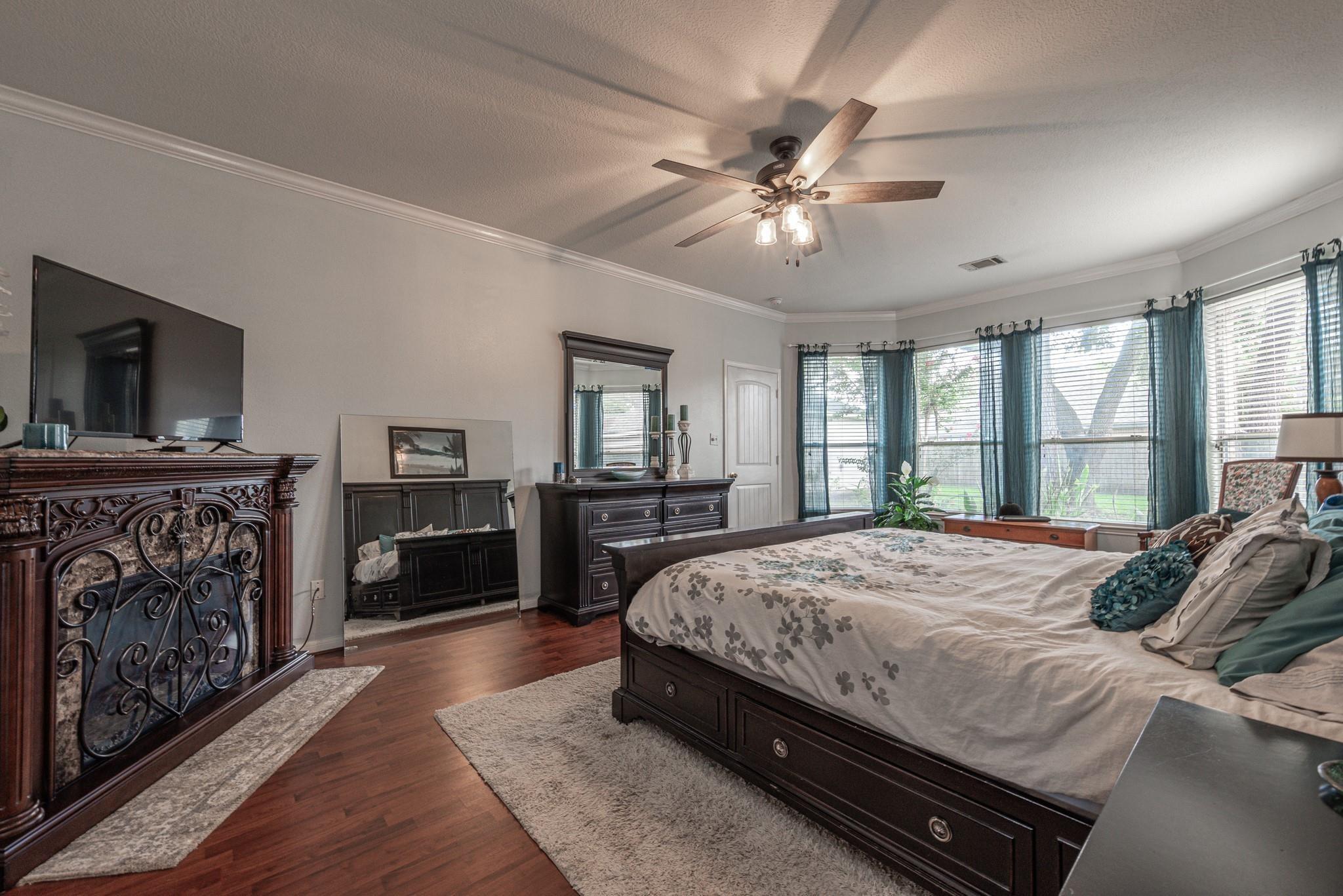 1310 Big Pines