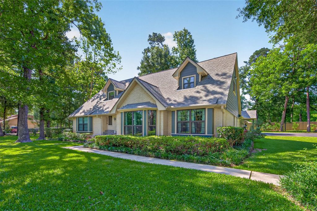 Photo of 1620 Palomino Lane, Kingwood, TX 77339 (MLS # 80921069)