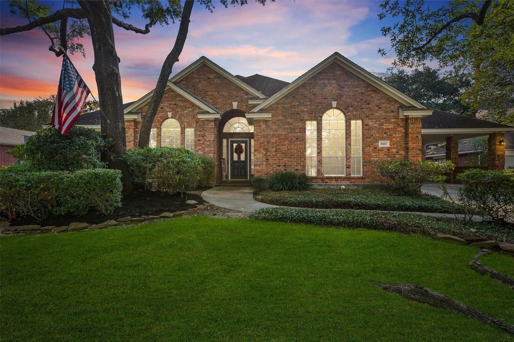 Photo of 20403 Atascocita Shores Drive, Humble, TX 77346 (MLS # 83298390)