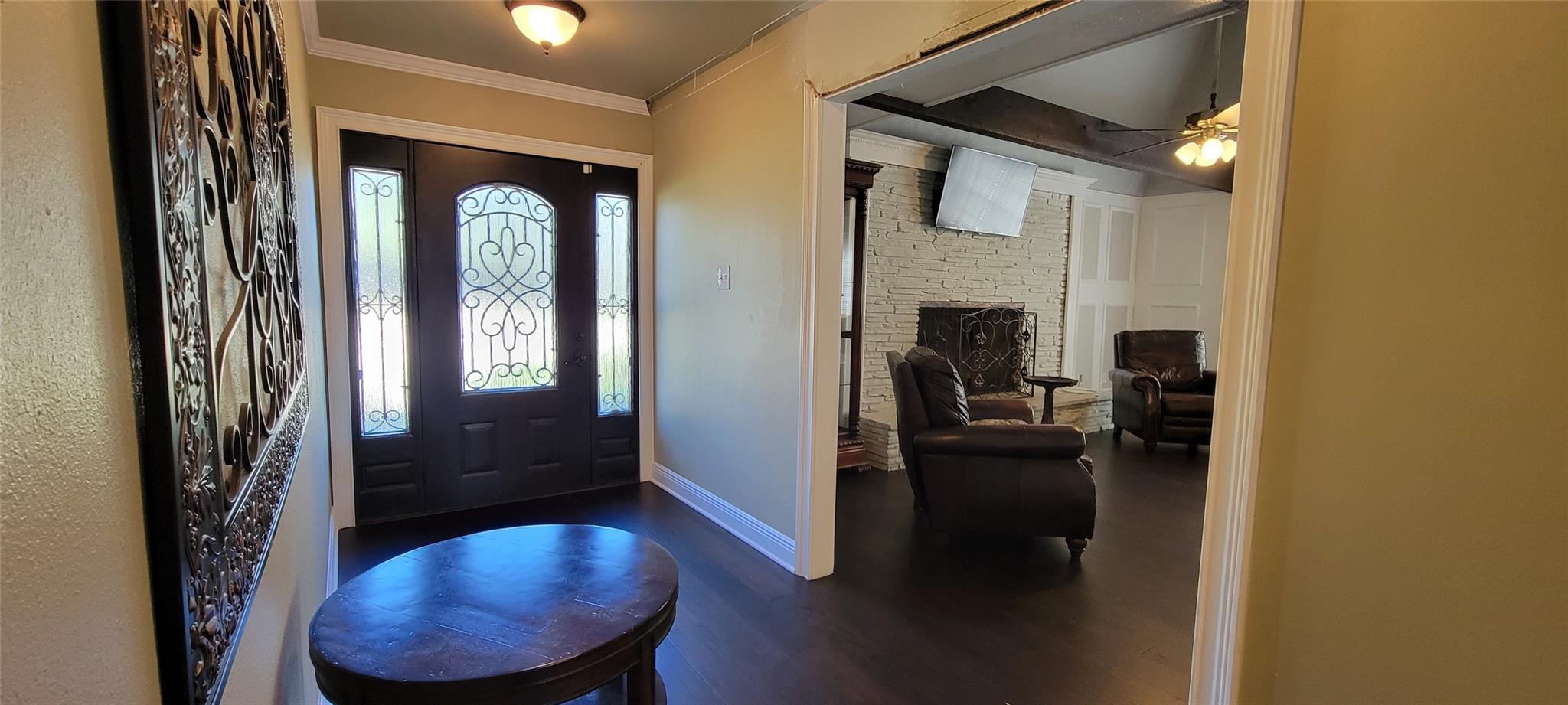 210 W Castle Harbour Drive