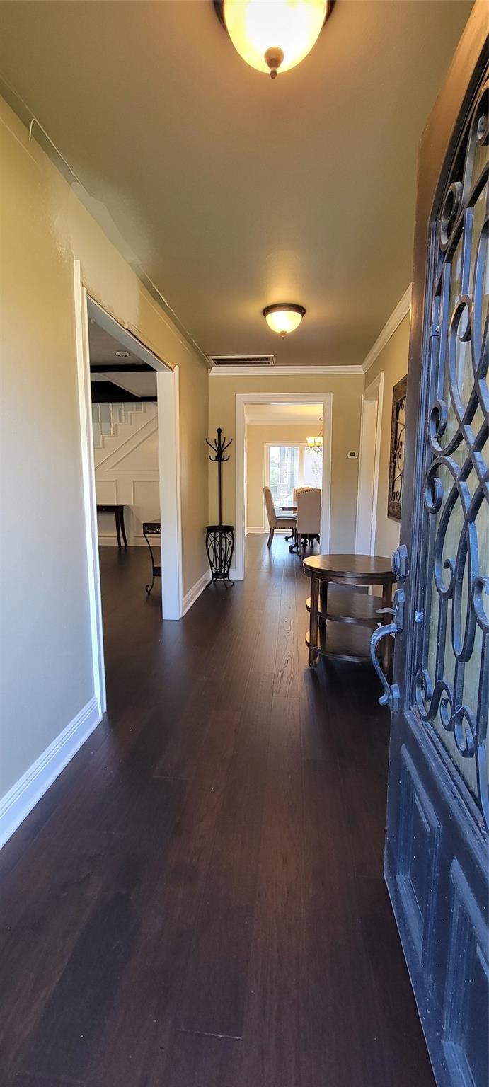 210 W Castle Harbour Drive