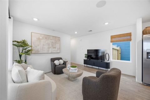 Tiny photo for 6005 Pineapple Street, Houston, TX 77048 (MLS # 77496902)