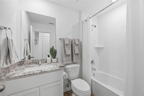 Tiny photo for 6005 Pineapple Street, Houston, TX 77048 (MLS # 77496902)