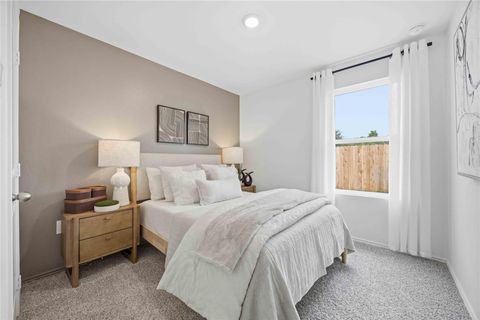 Tiny photo for 6005 Pineapple Street, Houston, TX 77048 (MLS # 77496902)