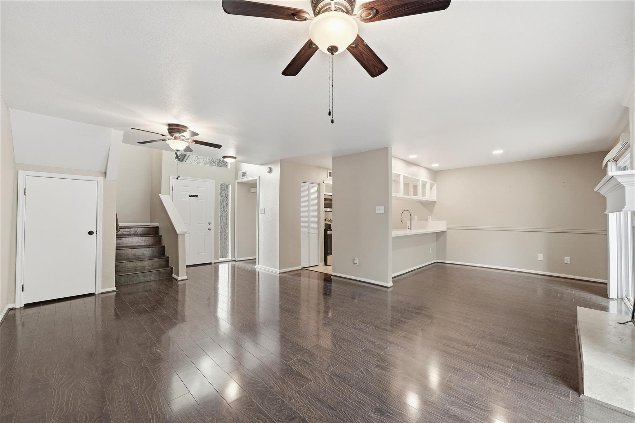 12315 Glenview Drive