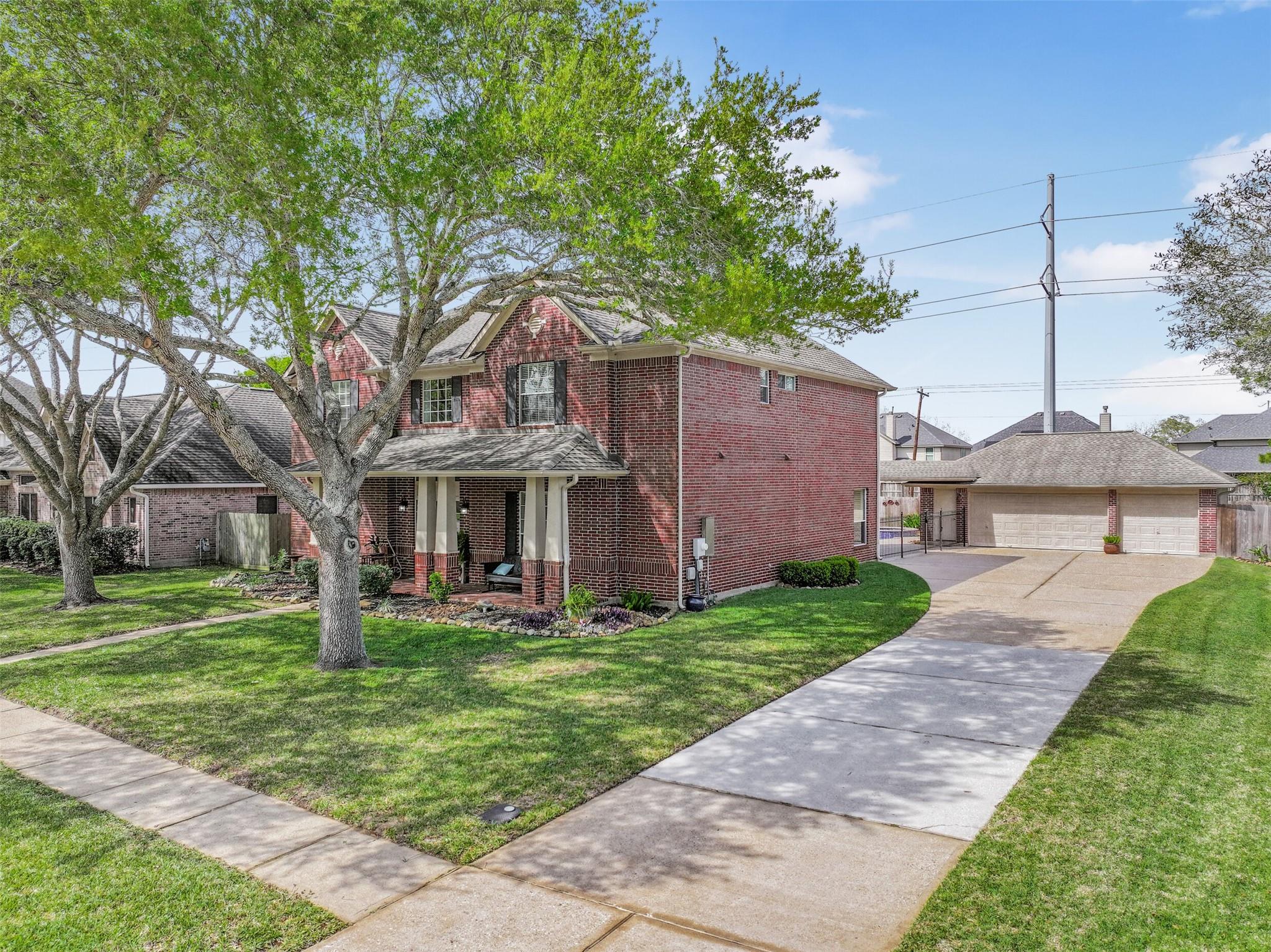 2835 Fairway Drive