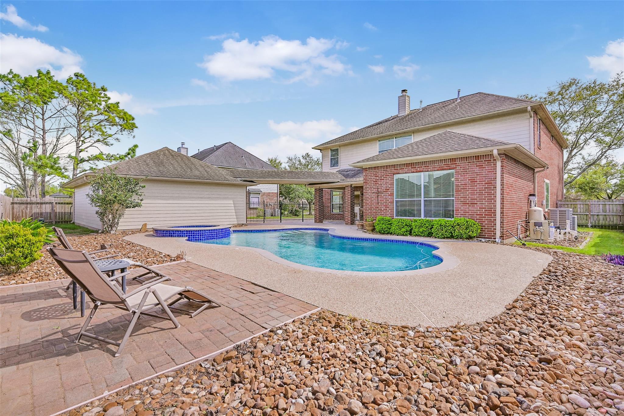 2835 Fairway Drive
