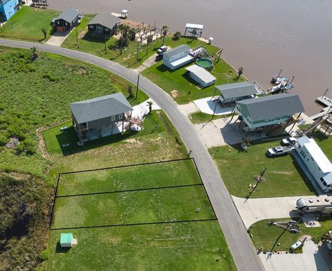 Photo of 542 Private Road 675, Sargent, TX 77414 (MLS # 27218647)