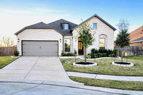 Photo of 4334 Redford Valley Road, Rosharon, TX 77583 (MLS # 45459893)
