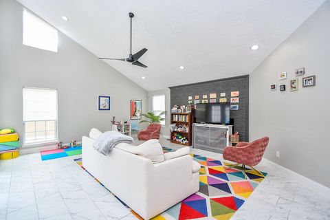 Photo of 7518 Teal Run Drive, Houston, TX 77071 (MLS # 90360474)