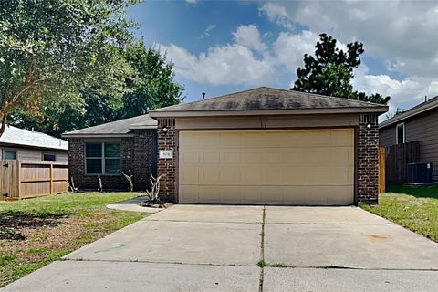 Photo of 804 Lovebug Lane, Conroe, TX 77301 (MLS # 79295262)