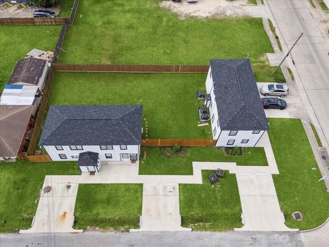 904 Beverly Ave/1009 Witter St Pasadena TX 77506