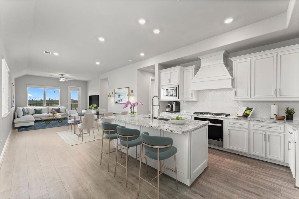 Photo of 724 Lake Lacosta Drive, Katy, TX 77493 (MLS # 67488165)