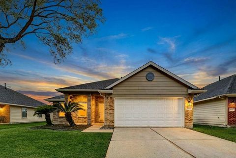 Photo of 2126 Pickwick Pines Drive, Humble, TX 77396 (MLS # 17114625)