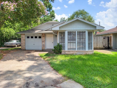 Photo of 5222 Beaverhill Drive, Houston, TX 77084 (MLS # 87437882)