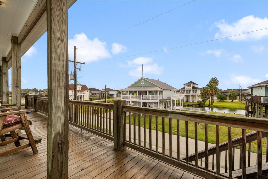 Photo of 2608 Breaker Drive, Port Bolivar, TX 77650 (MLS # 61224223)