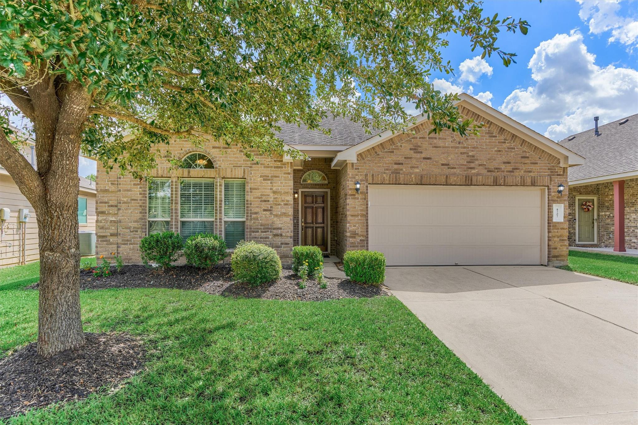 8707 Auburn Mane Drive