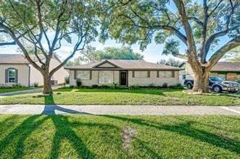 Photo of 12415 Nova Drive, Houston, TX 77077 (MLS # 70781351)