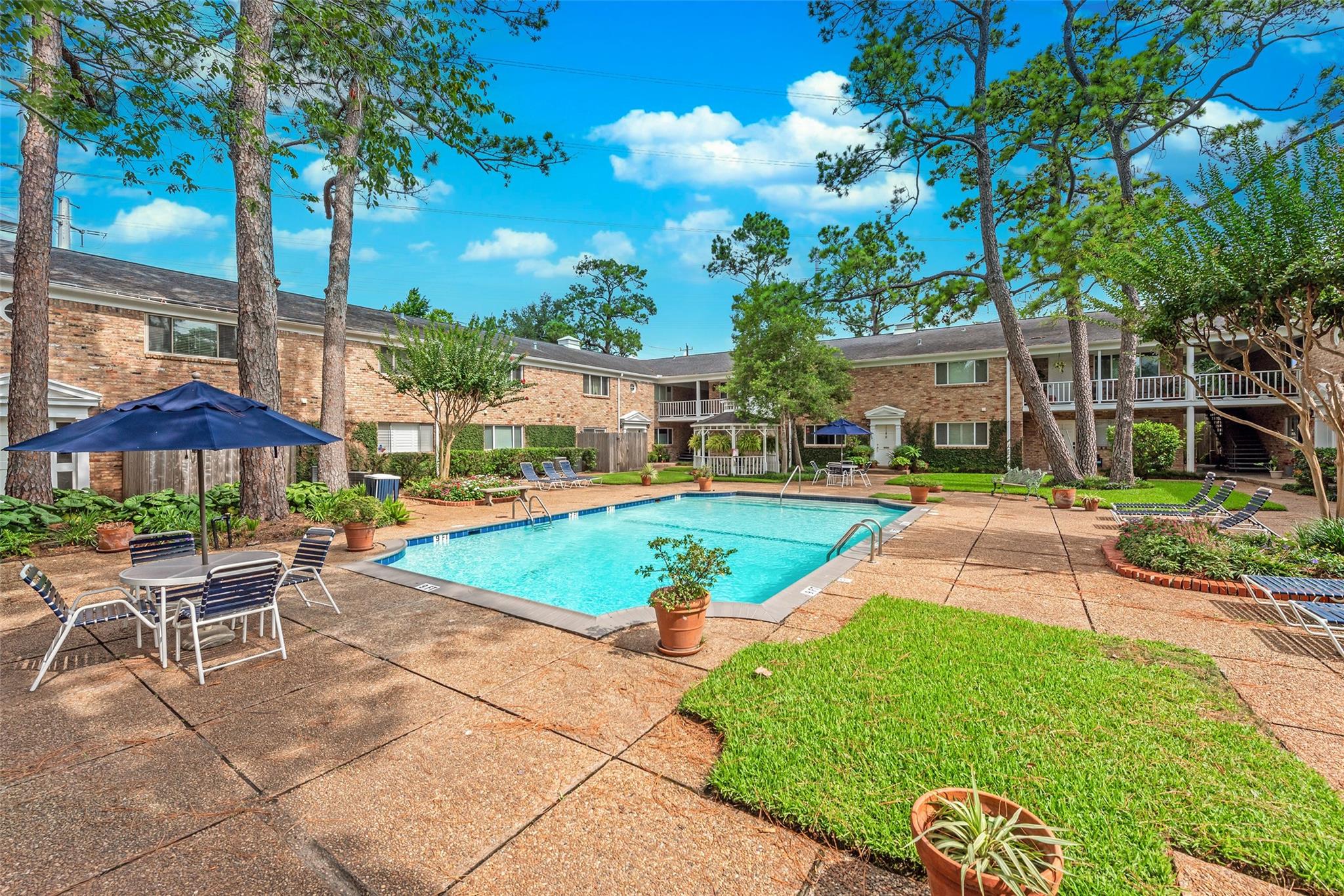 4040 San Felipe Street 166