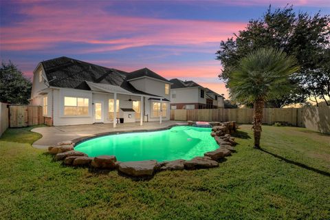 Photo of 434 Williams Landing Drive, Sugar Land, TX 77479 (MLS # 62080729)