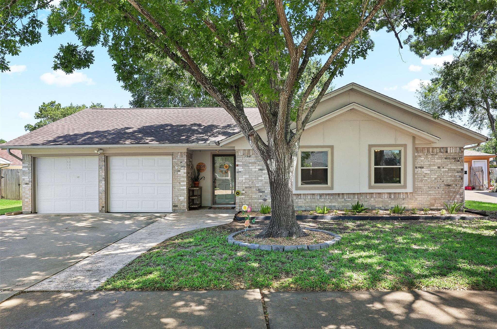 1819 Meadow Creek Drive