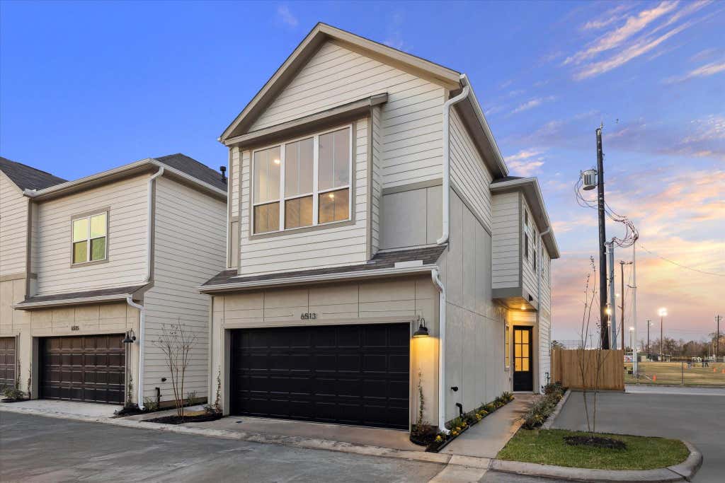 Photo of 6547 Rena Street, Houston, TX 77092 (MLS # 57129154)