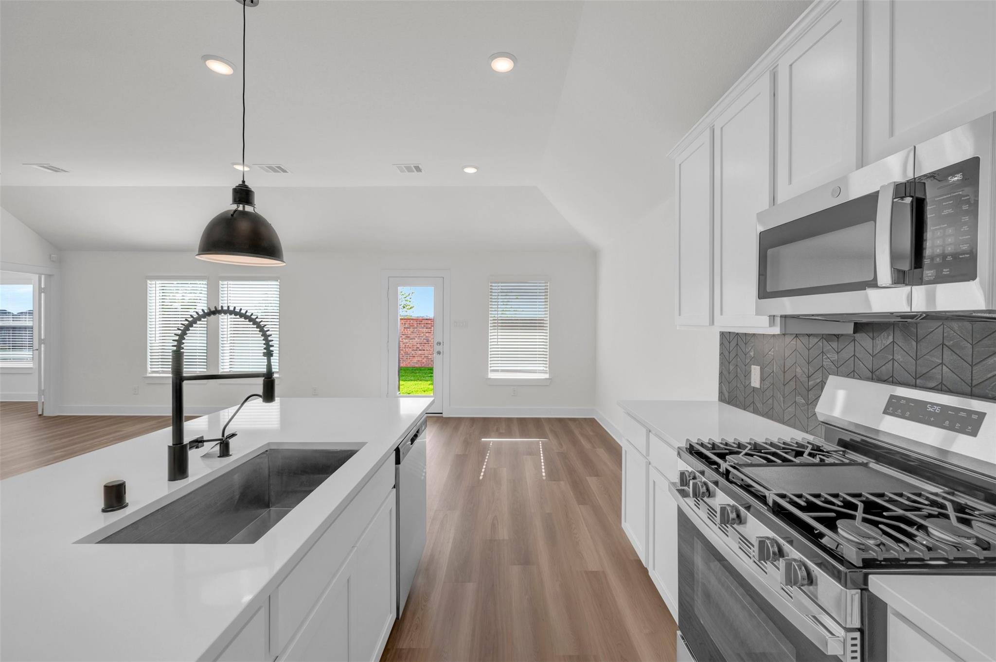 3605 Moraine Lake Drive