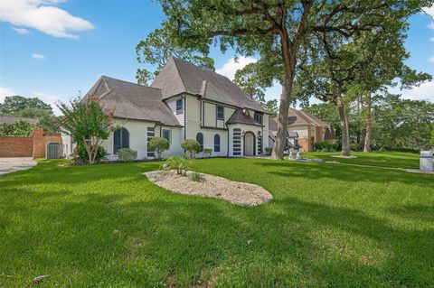 5607 Pebble Springs Drive Houston TX 77066