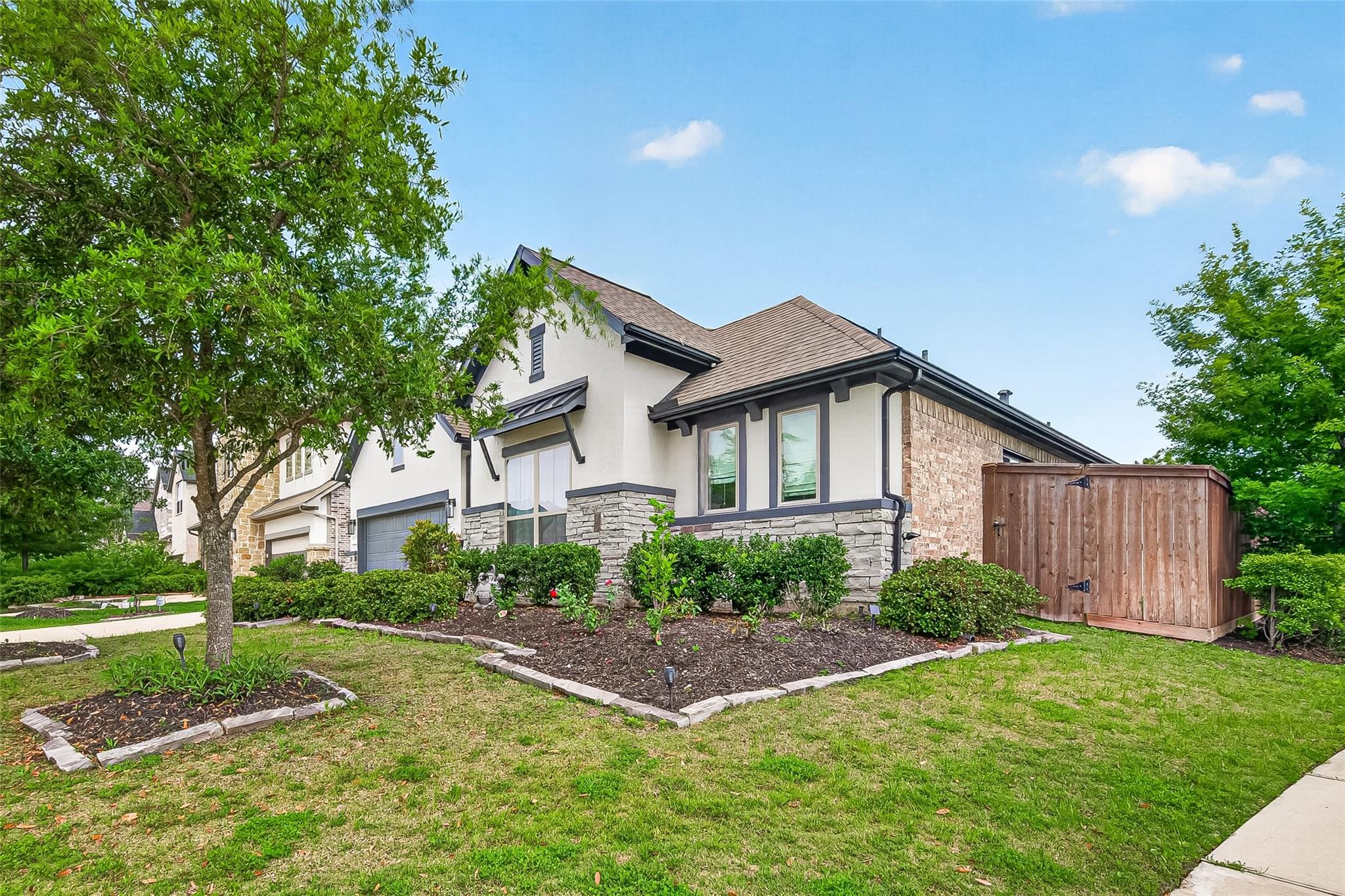 1835 Brooking Hill Court