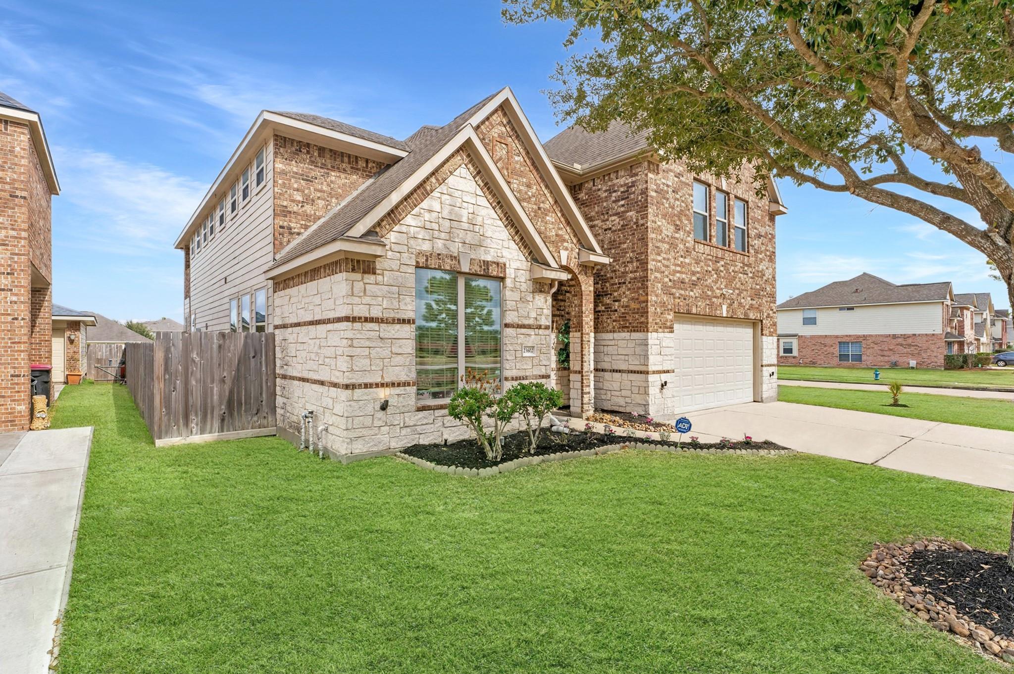 23602 Lakewind Park Lane