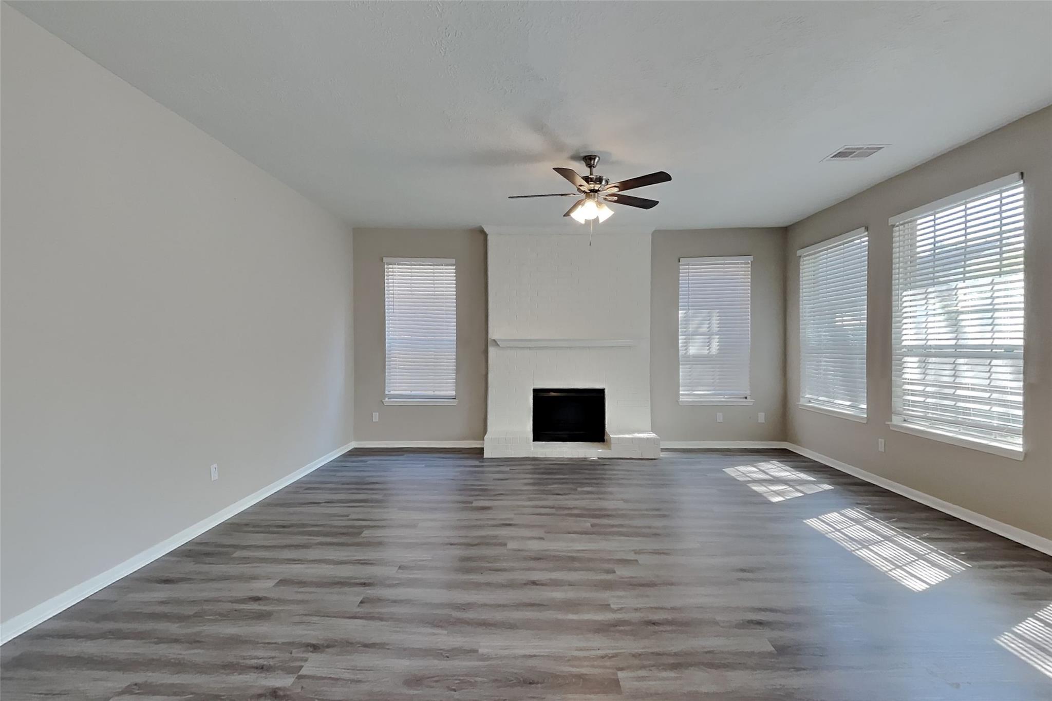 814 Hyacinth Place