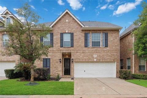 Photo of 1307 Shady Villa Pine, Houston, TX 77055 (MLS # 32380965)