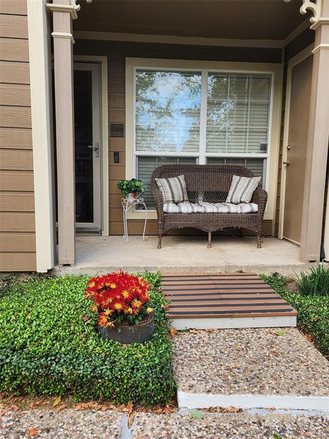 Photo of 1880 White Oak Drive #127, Houston, TX 77009 (MLS # 48774779)