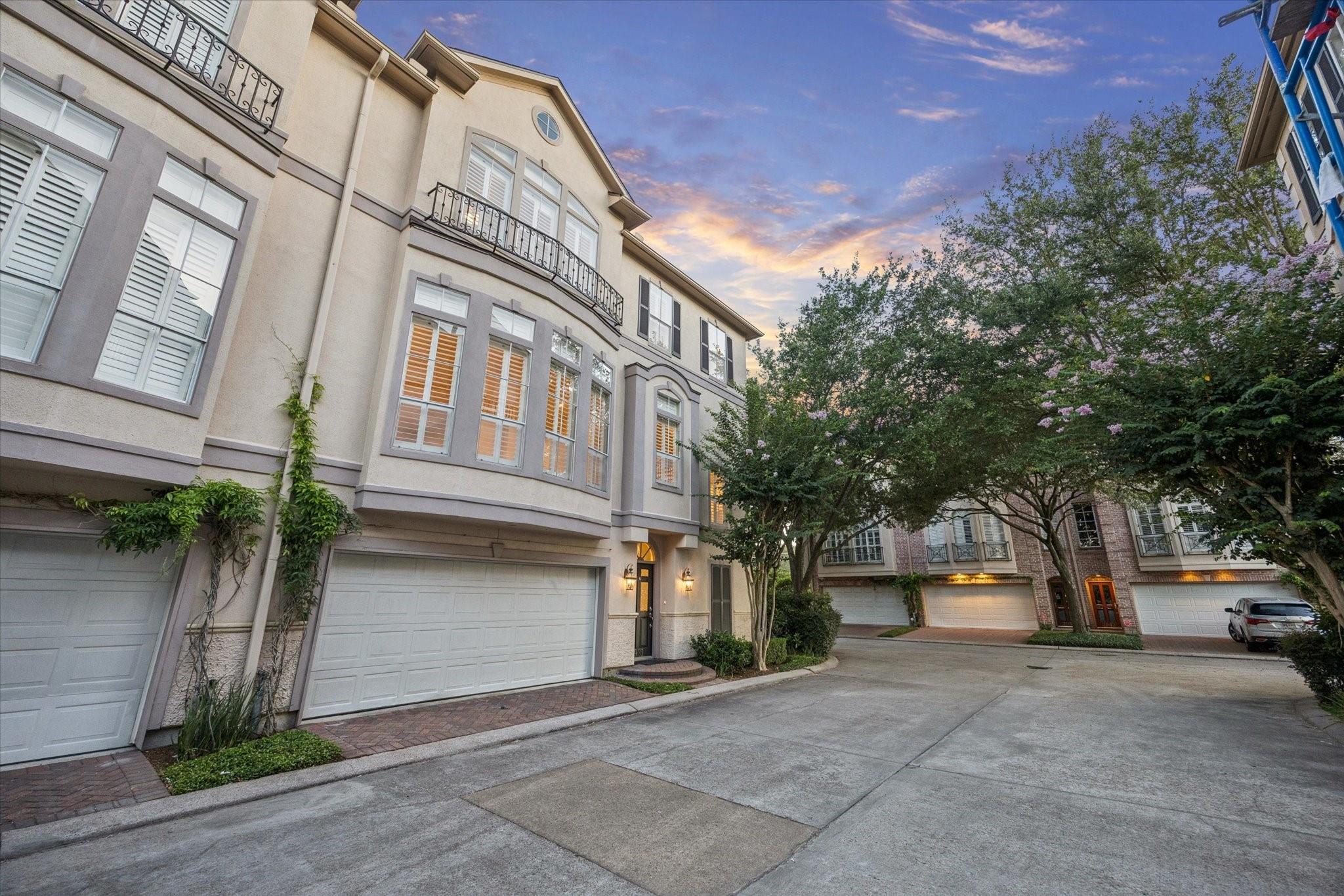 2931 Brompton Square Drive