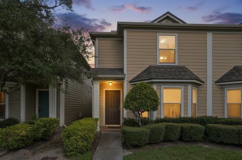 Photo of 1719 Redwing Pines Drive, Houston, TX 77009 (MLS # 39928579)