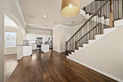 Photo of 1331 W 21st Street #B, Houston, TX 77008 (MLS # 65140247)