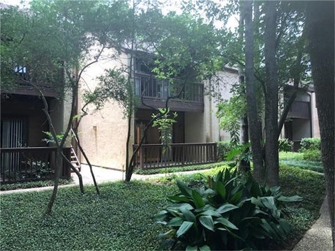 Condo For Sale - 11711 Memorial Drive #83<br/> Houston, TX 77024