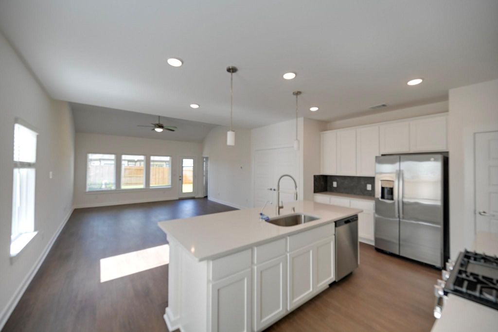 Photo of 32511 Midsummer Drive, Fulshear, TX 77441 (MLS # 64610350)