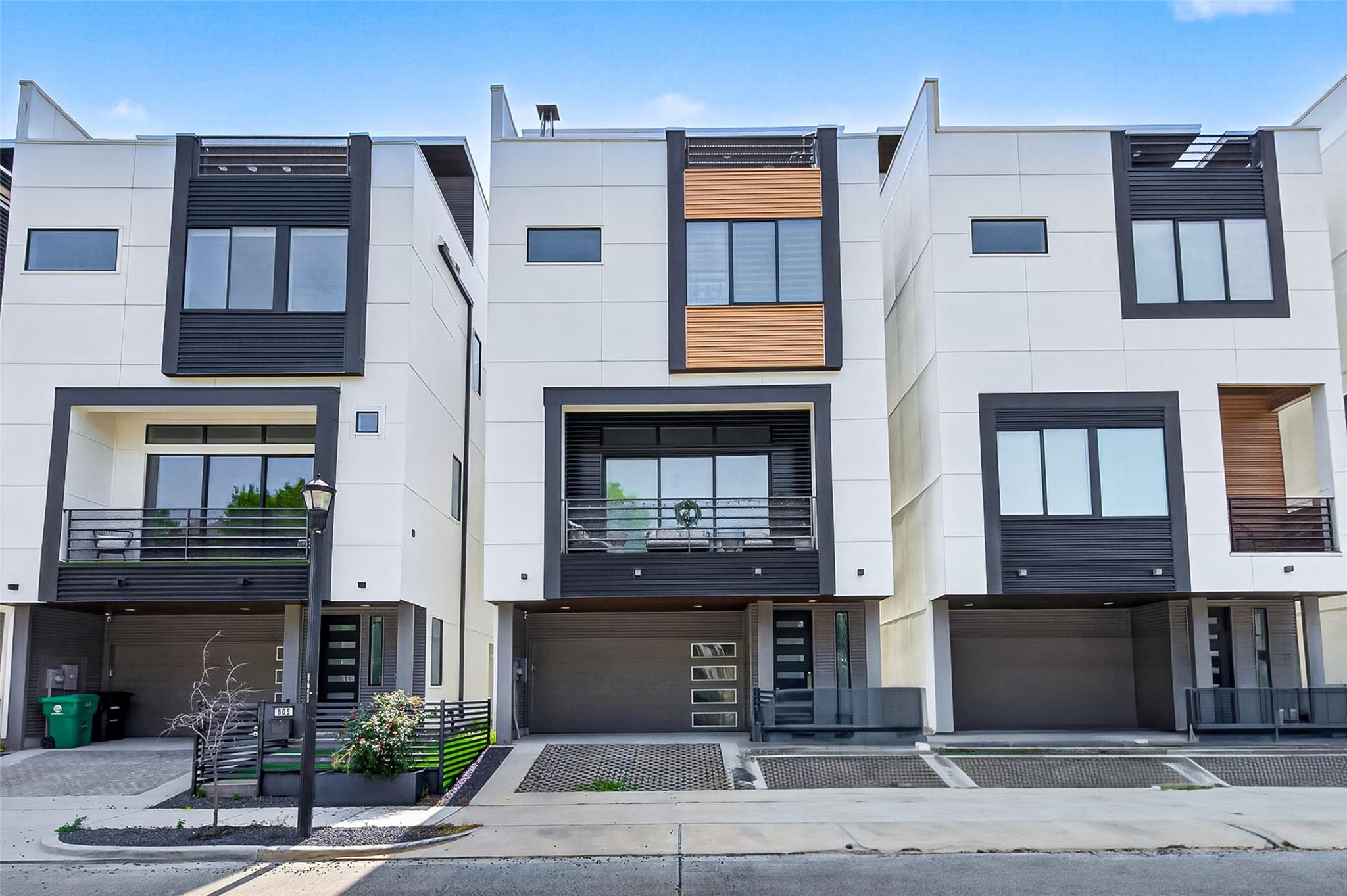 607 Memorial Heights Drive