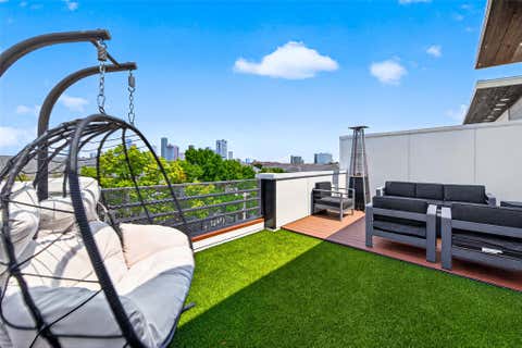 Tiny photo for 607 Memorial Heights Drive, Houston, TX 77007 (MLS # 16297655)