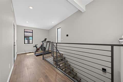 Tiny photo for 607 Memorial Heights Drive, Houston, TX 77007 (MLS # 16297655)