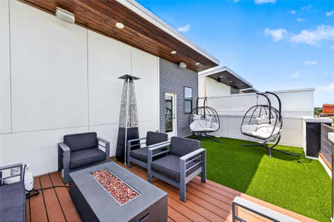 Tiny photo for 607 Memorial Heights Drive, Houston, TX 77007 (MLS # 16297655)