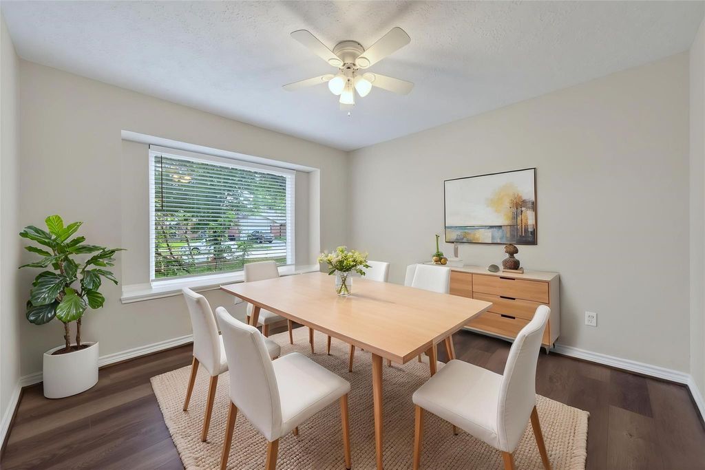 Photo of 5619 Fawn Trail Lane, Humble, TX 77346 (MLS # 95861934)