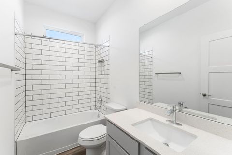 Tiny photo for 13340 Bear Creek Court, Conroe, TX 77384 (MLS # 32114281)