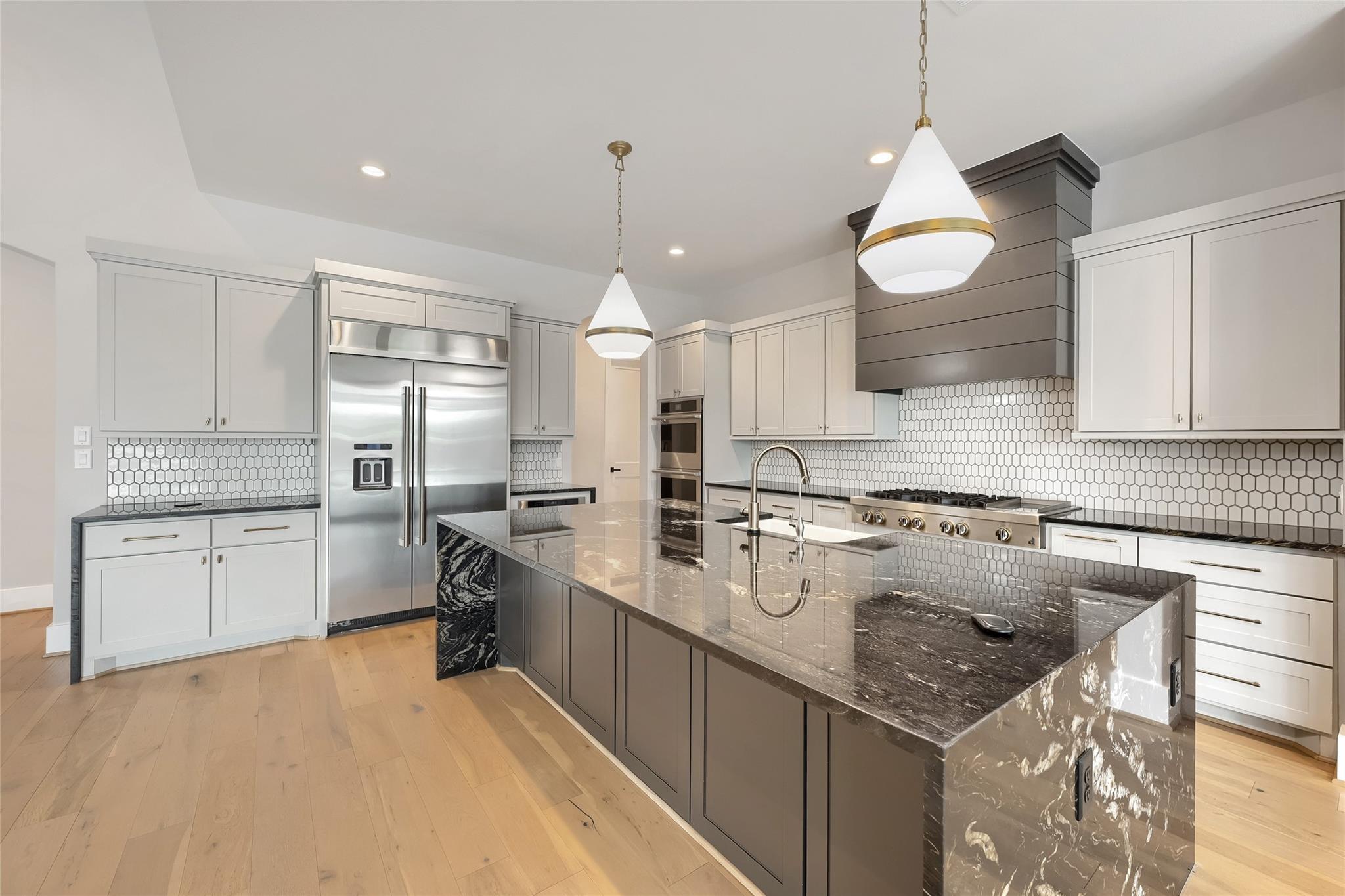 10130 Regatta Shore Drive