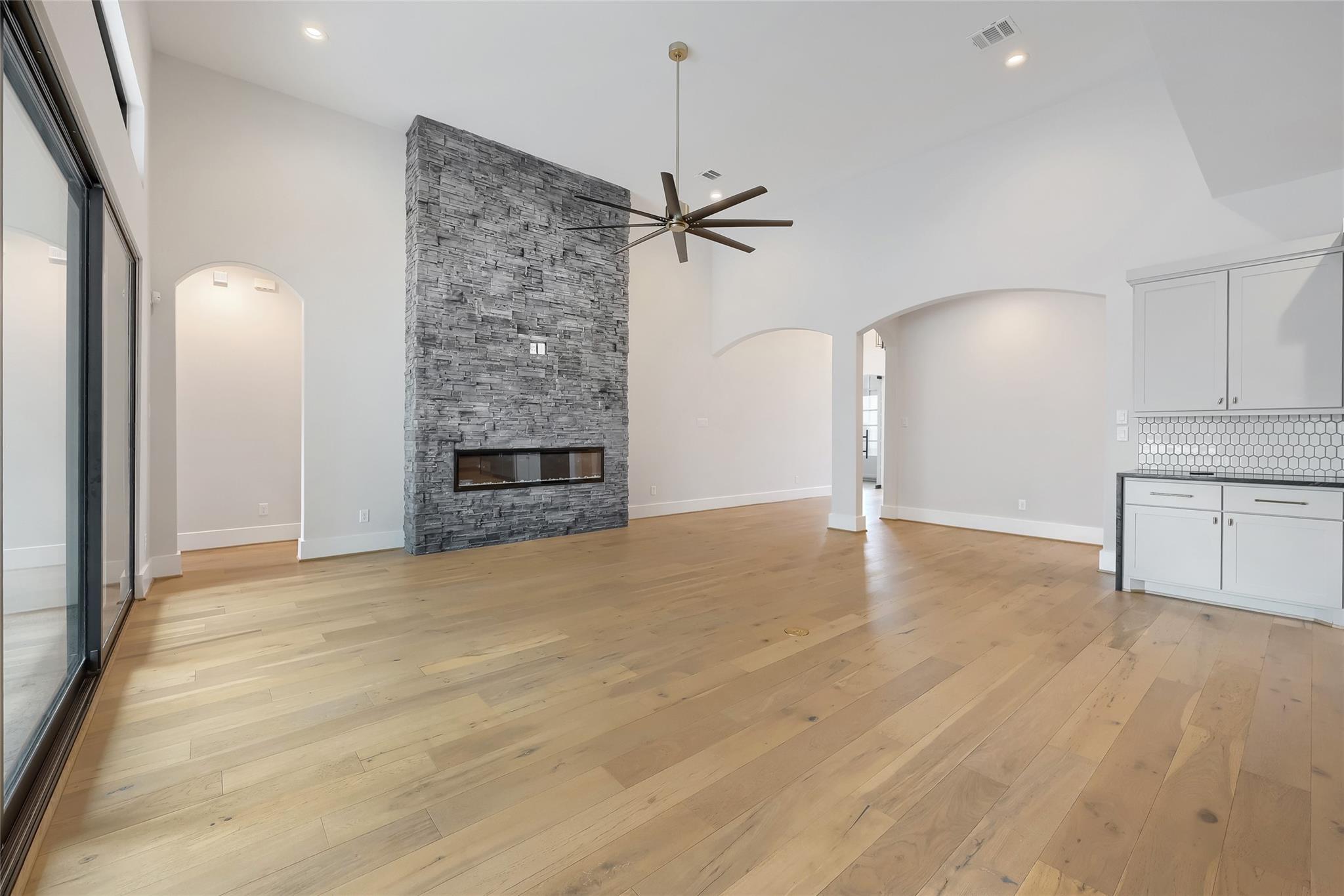 10130 Regatta Shore Drive