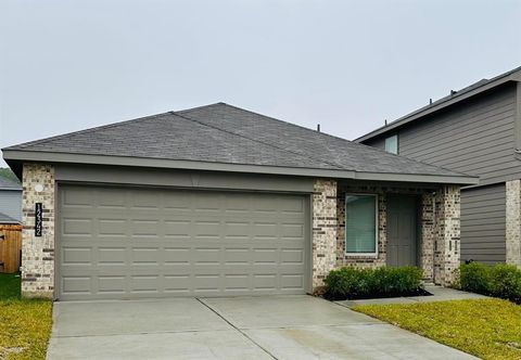 Photo of 12342 Lariat Run Drive, Houston, TX 77014 (MLS # 4523803)