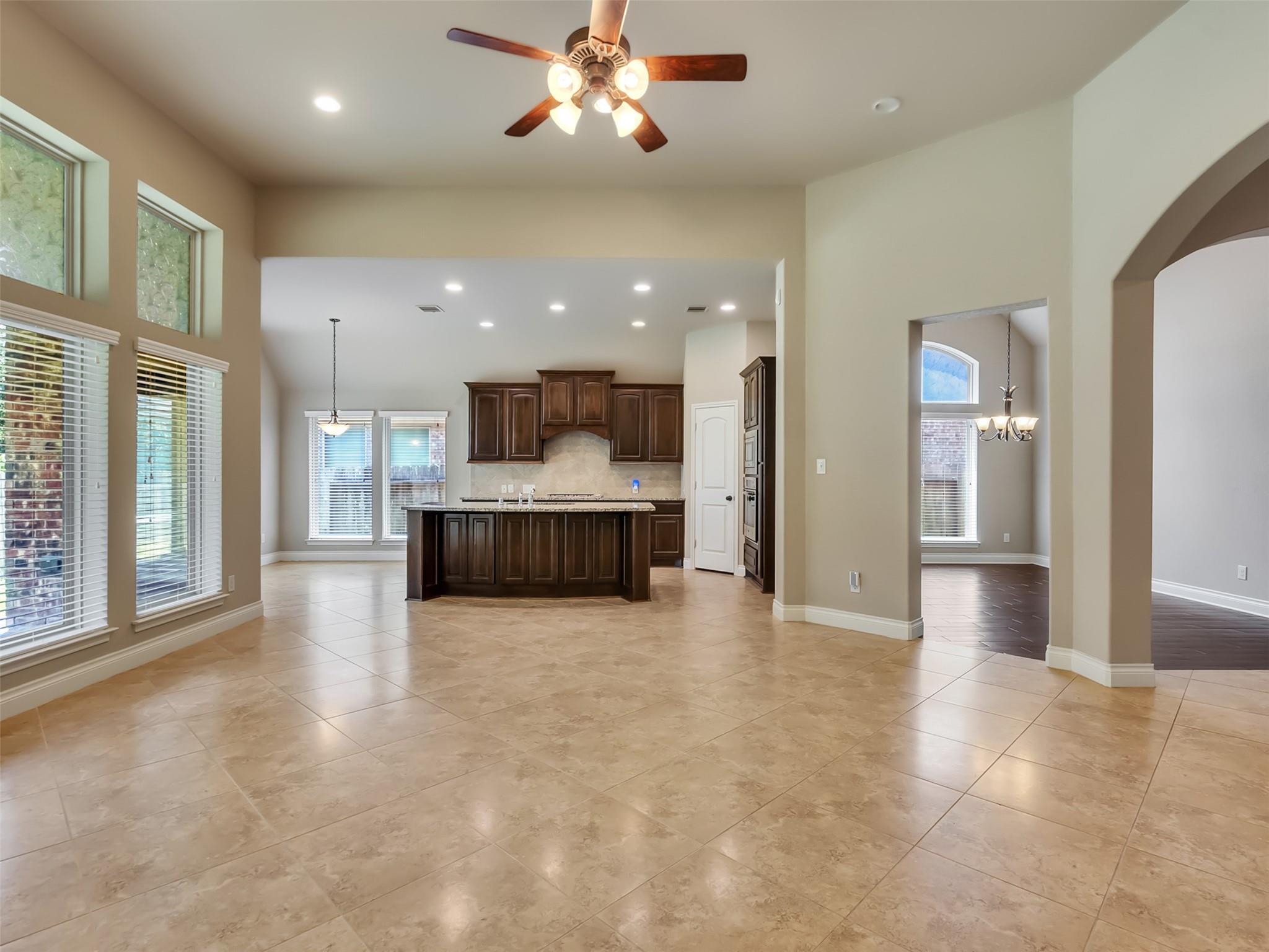 4131 N Creekmont Drive