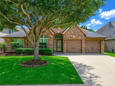 Photo of 4131 N Creekmont Drive, Fresno, TX 77545 (MLS # 42295623)
